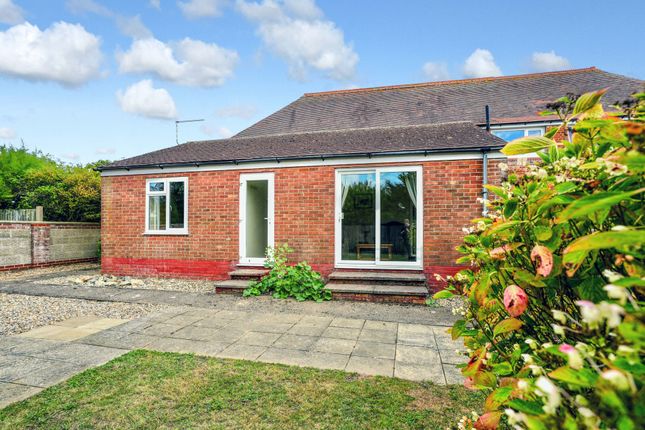 Cromer Road, Mundesley, NR11 2 bed bungalow for sale