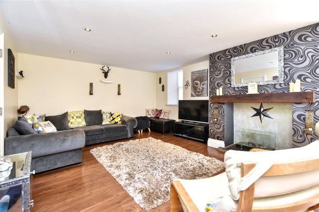Church Lane, Pudsey 4 bed terraced house for sale