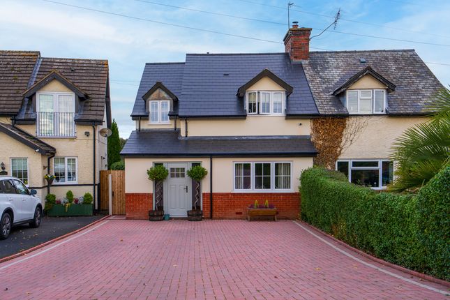 2 bedroom semi-detached house for sale