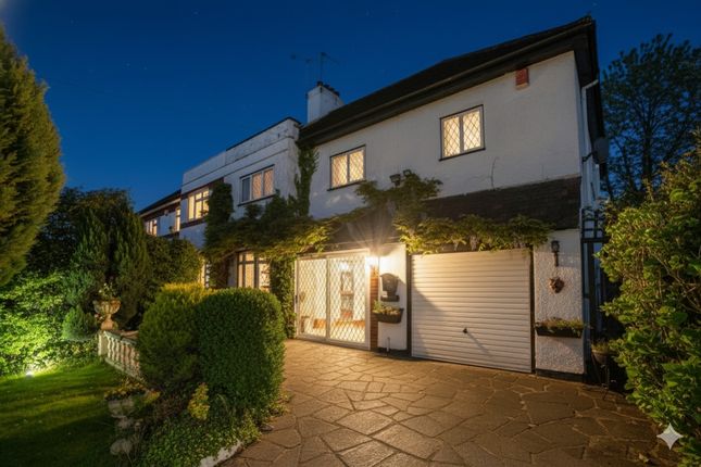 5 bedroom semi-detached house for sale