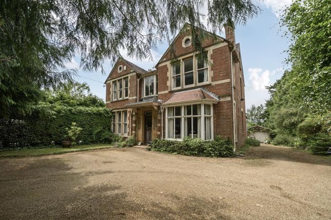 Cumnor Hill,  Oxford,  OX2 4 bed detached house for sale