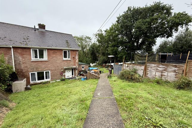 Ffordd Aneurin, Pontyberem 3 bed semi