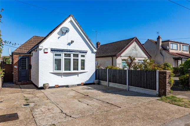 Parsonage Road, Rainham, RM13 2 bed detached bungalow for sale