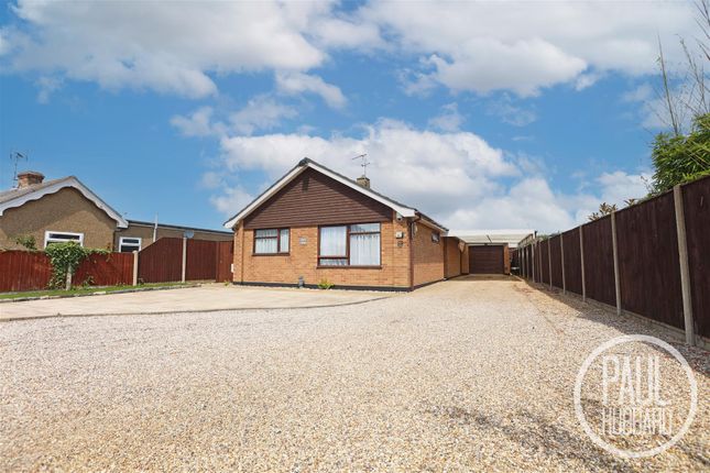 Elm Tree Road, Oulton Broad, NR33 3 bed detached bungalow for sale