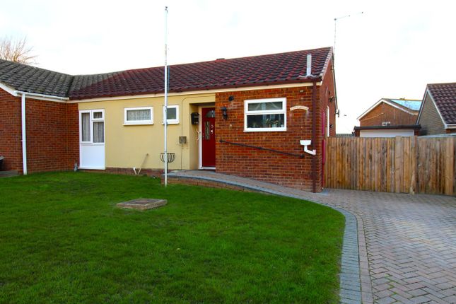 2 bedroom semi-detached bungalow for sale