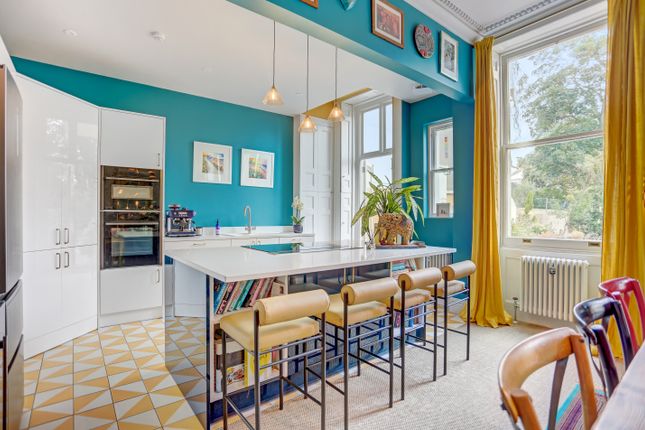 Marine Parade, Brighton, BN2 3 bed flat for sale