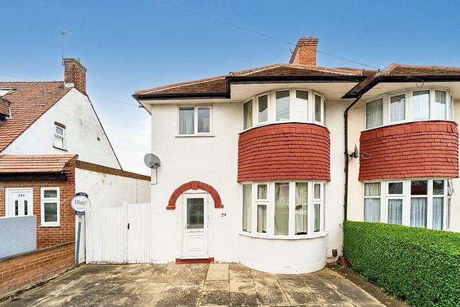 Medway Gardens, Wembley HA0 3 bed semi