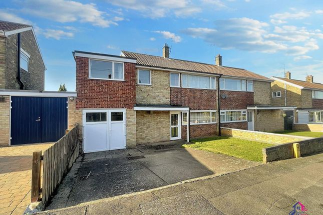 5 bedroom semi-detached house for sale