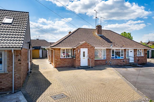 2 bedroom semi-detached bungalow for sale
