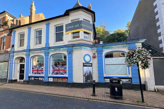 3 bed retail premises