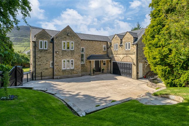 Park Lane, Greenfield, Saddleworth, OL3 5 bed detached house for sale
