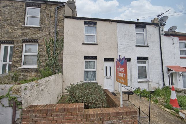 Winchelsea Road, Dover, Kent, CT17 2 bed terraced house for sale