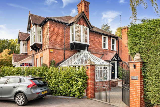 Montpellier Parade, Cheltenham... 2 bed apartment for sale