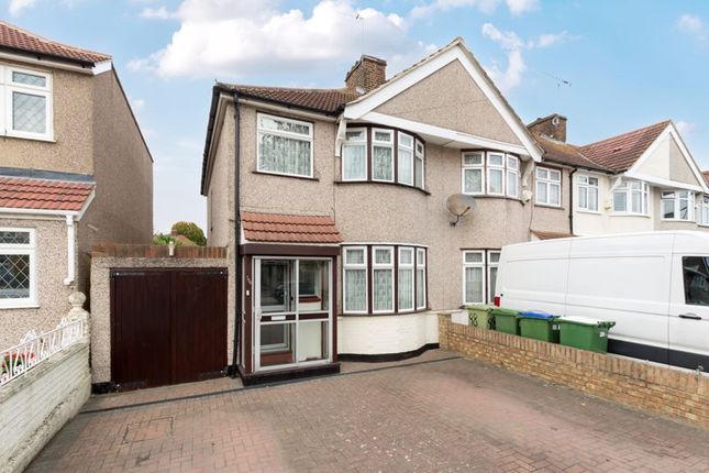 Montrose Avenue, Welling DA16 3 bed end of terrace house for sale