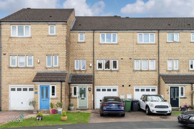 4 bedroom town house for sale