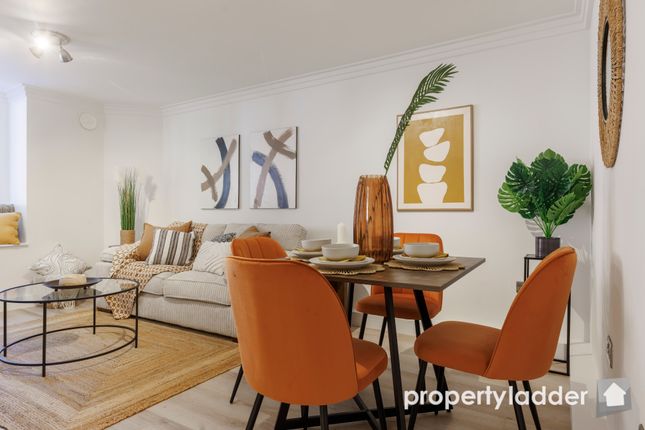2 bed flat