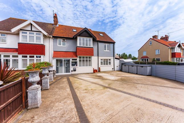 6 bedroom semi-detached house for sale