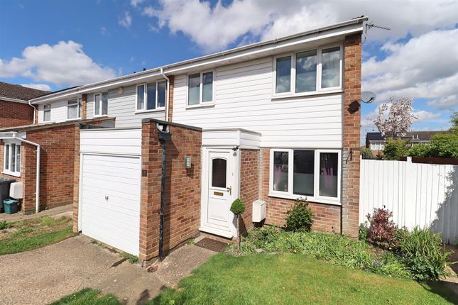 Beatty Gardens, Braintree 3 bed end of terrace house for sale