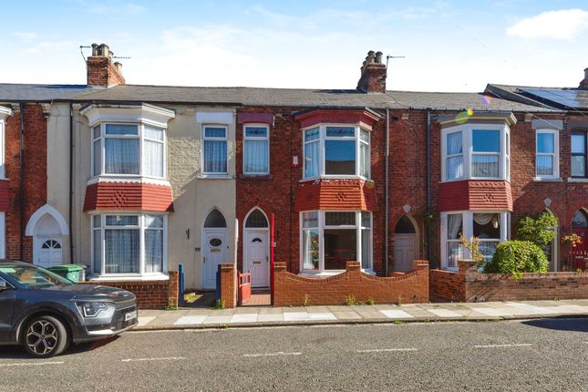 4 bedroom end of terrace house for sale