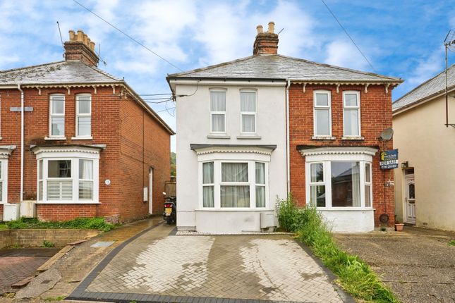 2 bedroom semi-detached house for sale