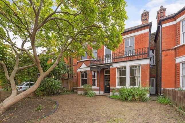 Idmiston Road, West Norwood, SE27 4 bed link detached house for sale