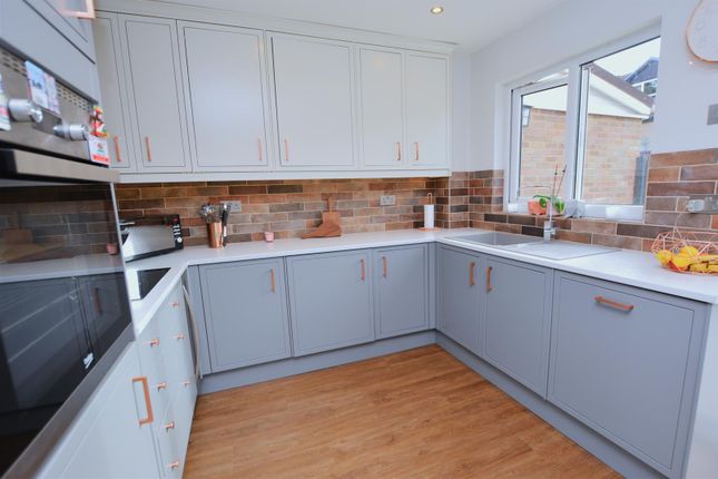 Sutherland Drive, Colliers Wood SW19 3 bed house for sale