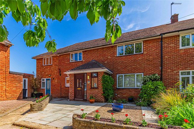 5 bedroom end of terrace house for sale