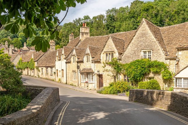 Castle Combe 3 bed village house for sale