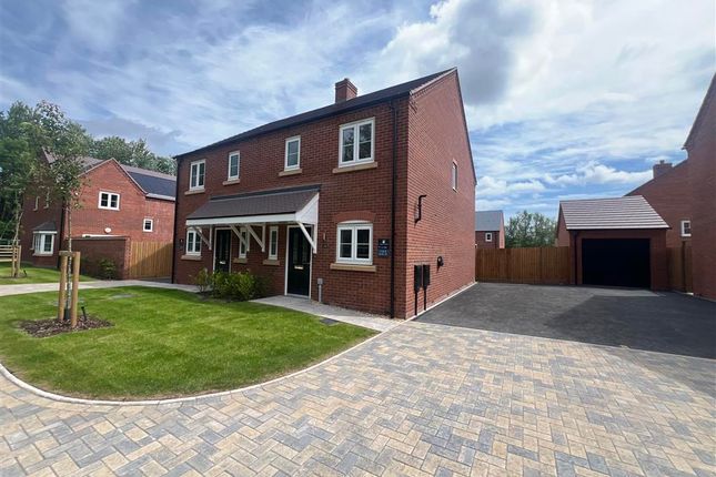 3 bedroom semi-detached house for sale