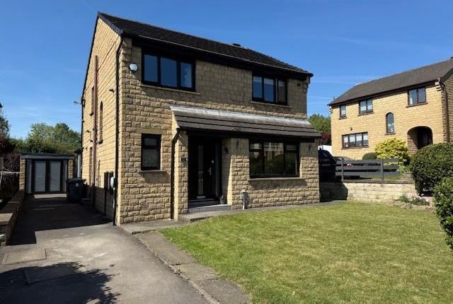 Sycamore Drive, Cleckheaton 4 bed detached house for sale