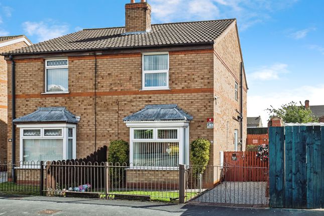 2 bedroom semi-detached house for sale