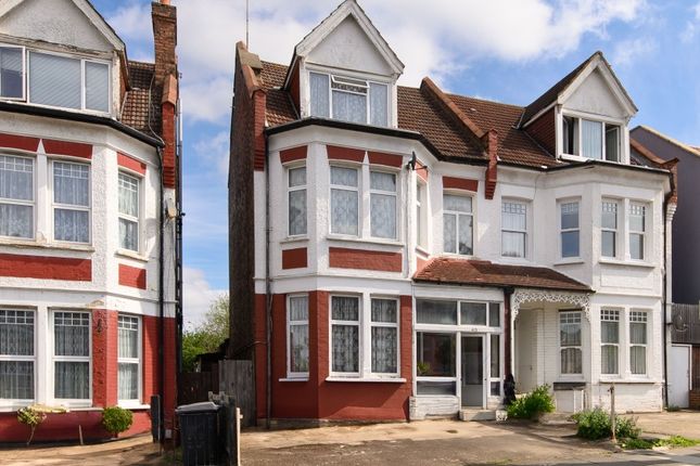 5 bedroom semi-detached house for sale