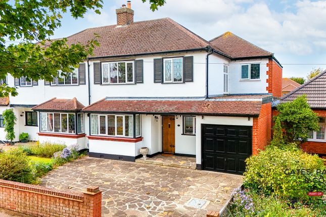 4 bedroom semi-detached house for sale