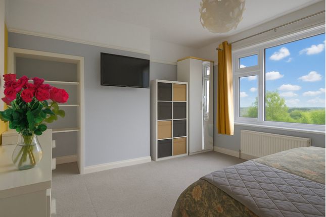 3 bed semi-detached house