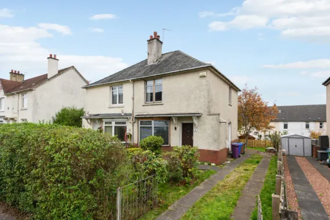 Friarscourt Avenue, Knightswood, G13 2EL 2 bed semi