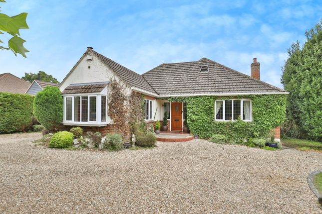 Wimborne BH21 3 bed detached house for sale