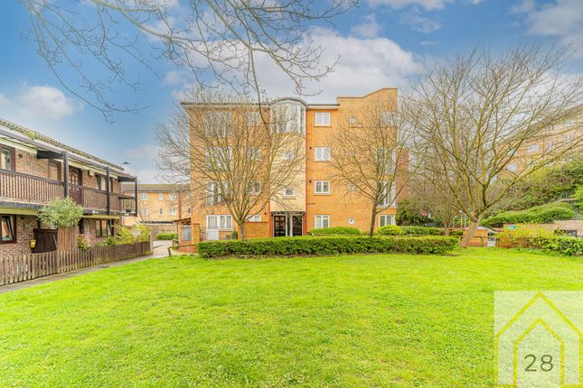 Eastway, E9 2 bed flat for sale