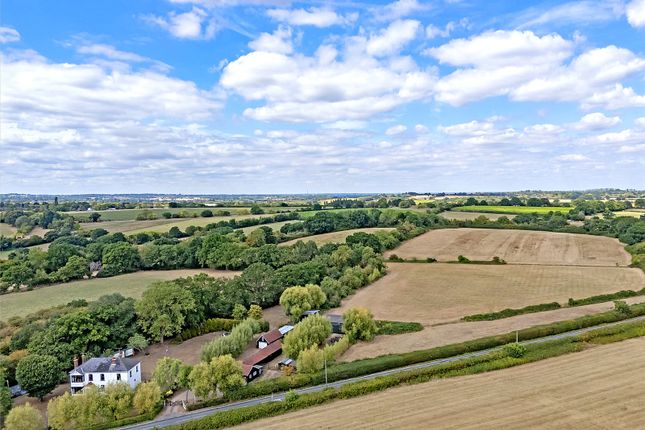 East Hanningfield Road, Rettendon... 4 bed equestrian property for sale