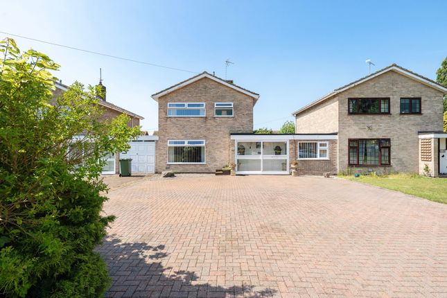 Yarmouth Road, Lowestoft 5 bed detached house for sale