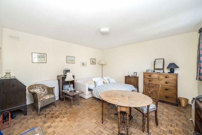 Belsize Road, London NW6 1 bed flat for sale