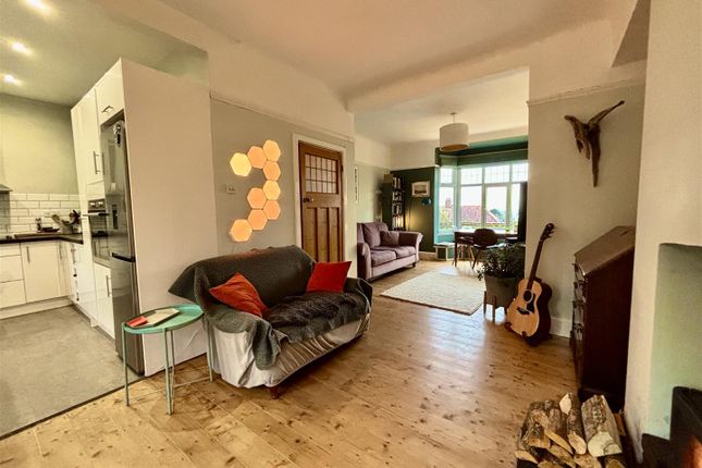 Lon Cadog, Sketty, Swansea 3 bed semi