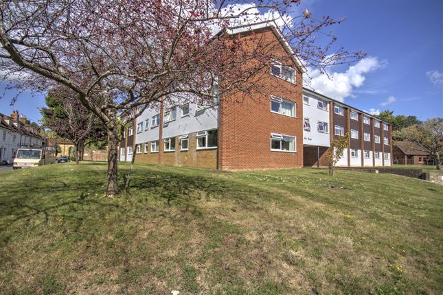 East Street, Tonbridge TN9 1 bed flat for sale