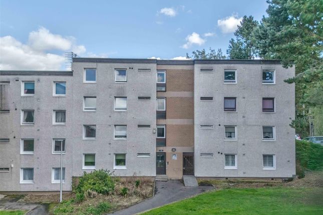 3 bedroom flat for sale