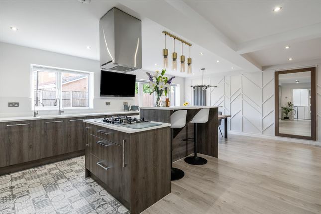 Stoneythorpe Close, Solihull 4 bed detached house for sale