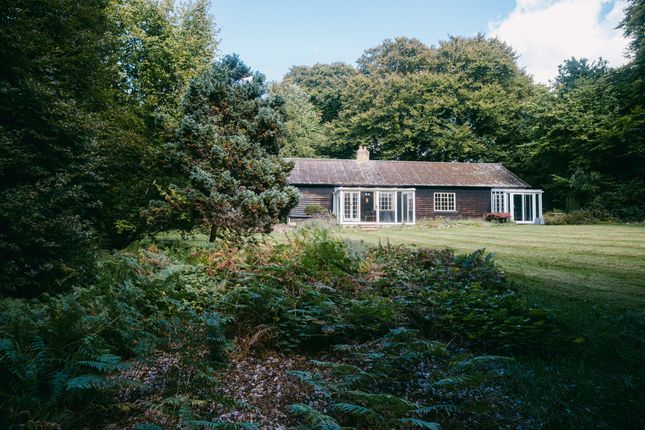 Dunsmore Village, Wendover HP22 3 bed detached house for sale