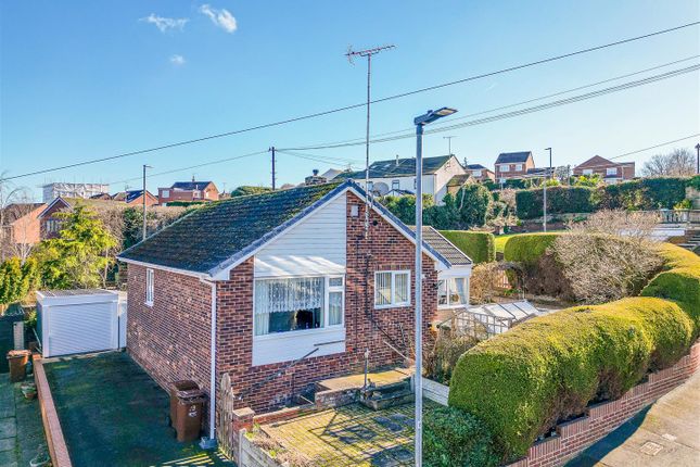 Hall Cliffe Crescent, Wakefield WF4 3 bed detached bungalow for sale