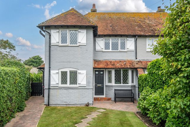 Oakfield Avenue, East Wittering, PO20 2 bed semi