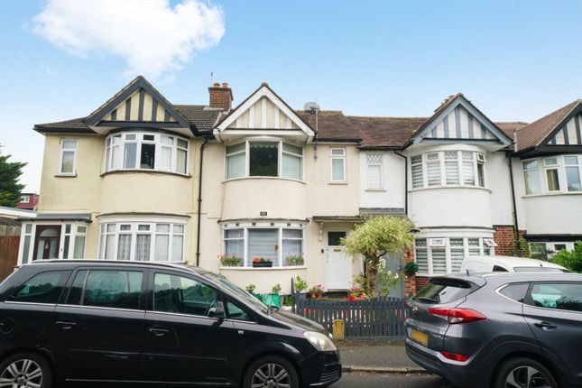 Linden Close, Ruislip HA4 2 bed terraced house for sale