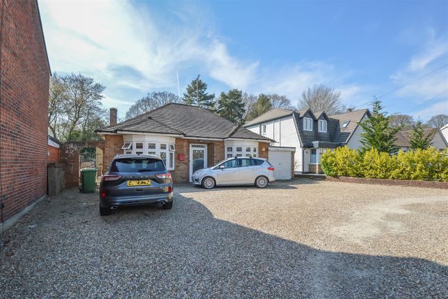 Ingrave Road, Brentwood 3 bed detached bungalow for sale