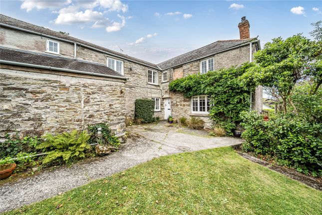 St Mawgan, Newquay, Cornwall, TR8 5 bed detached house for sale